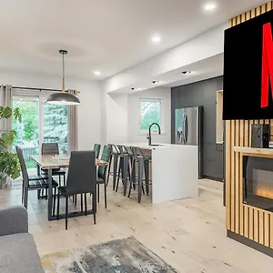 Free Parking Prime Location New Modern Brossard