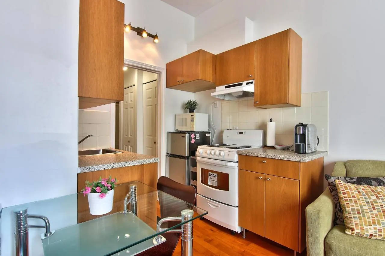 Apartment Et Studio Montreal