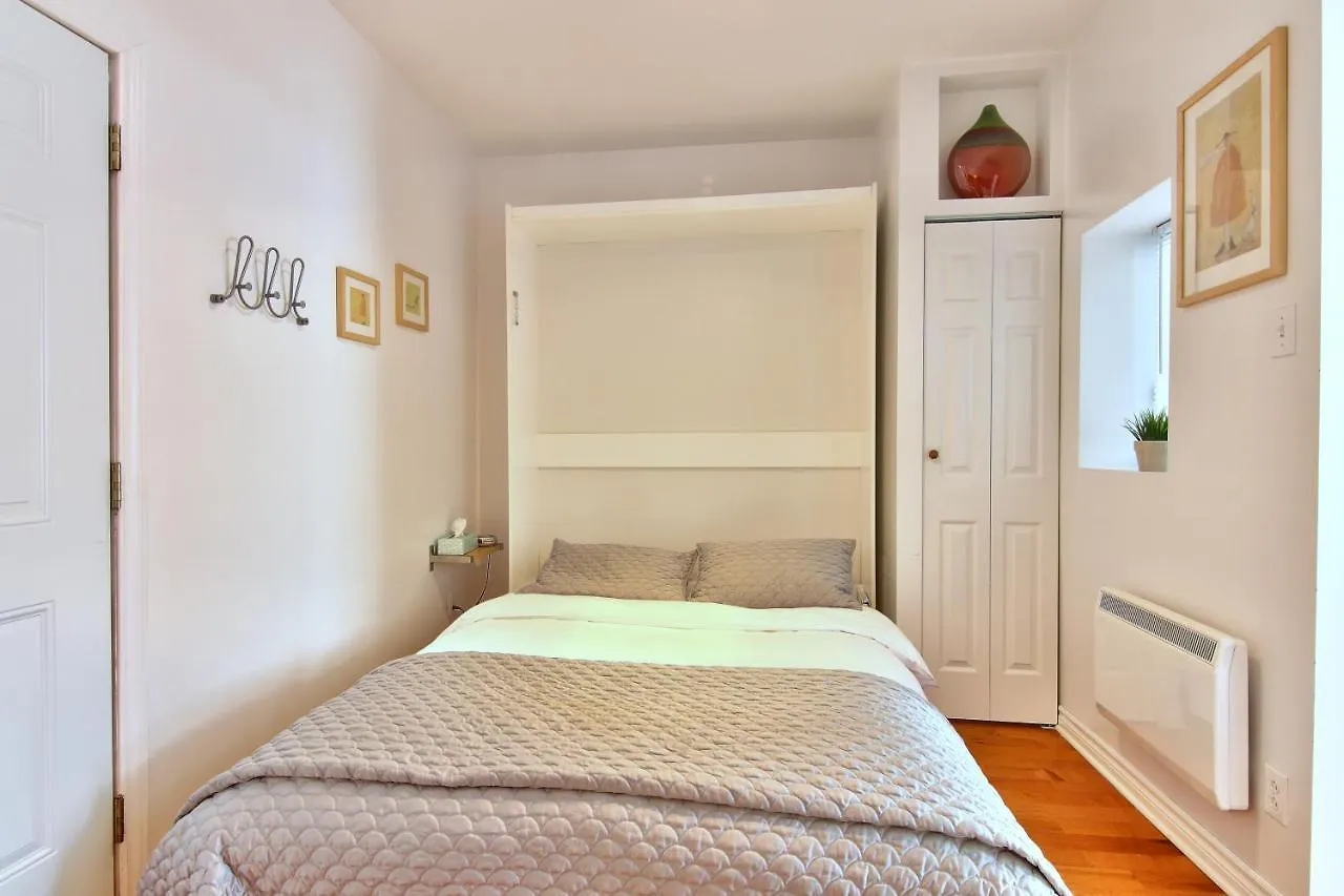 Apartment Et Studio Montreal