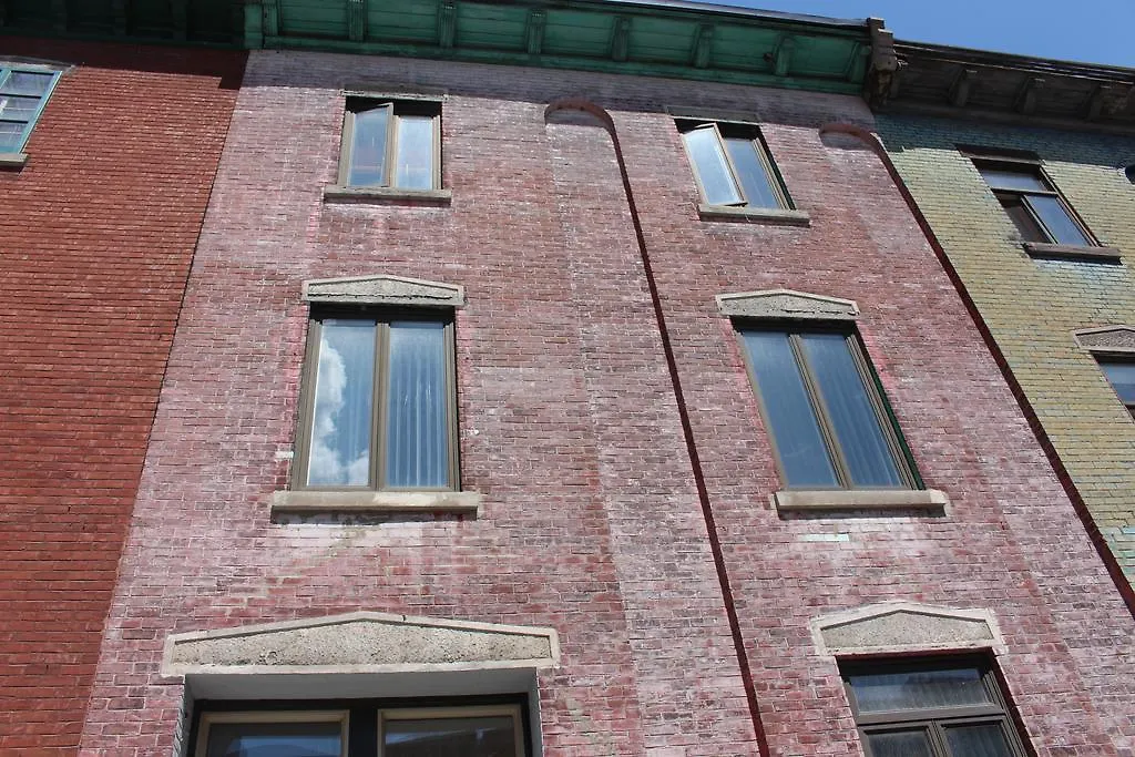 Apartment Et Studio Montreal